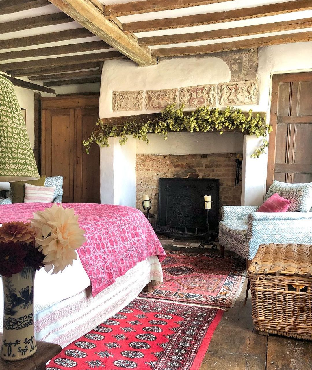 Hop Garlands Hukins Hops