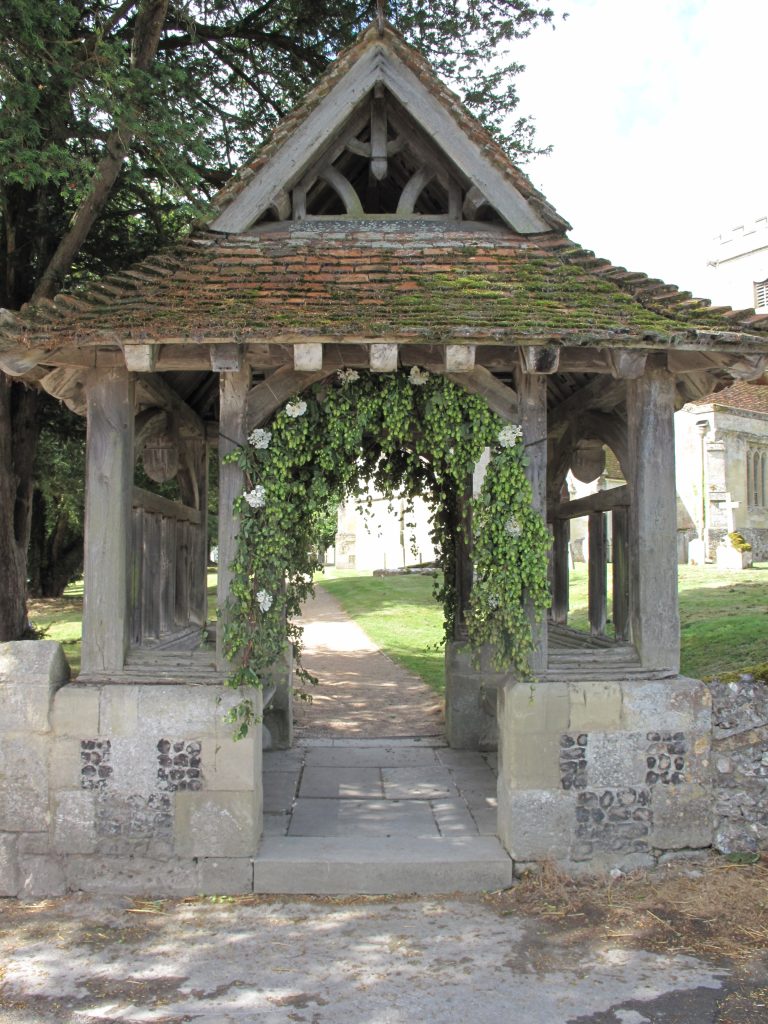 Guide & Inspiration: Using Hops for Weddings - Statement Styling Without the Stress Hukins Hops